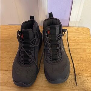 Women’s Air Max Axis Nike Sneakers